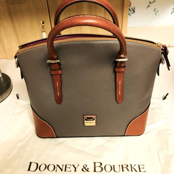 Dooney domed satchel-closet NWT./yellow card, dust bag, PRICE FIRM 🐘 color - Picture 13 of 16